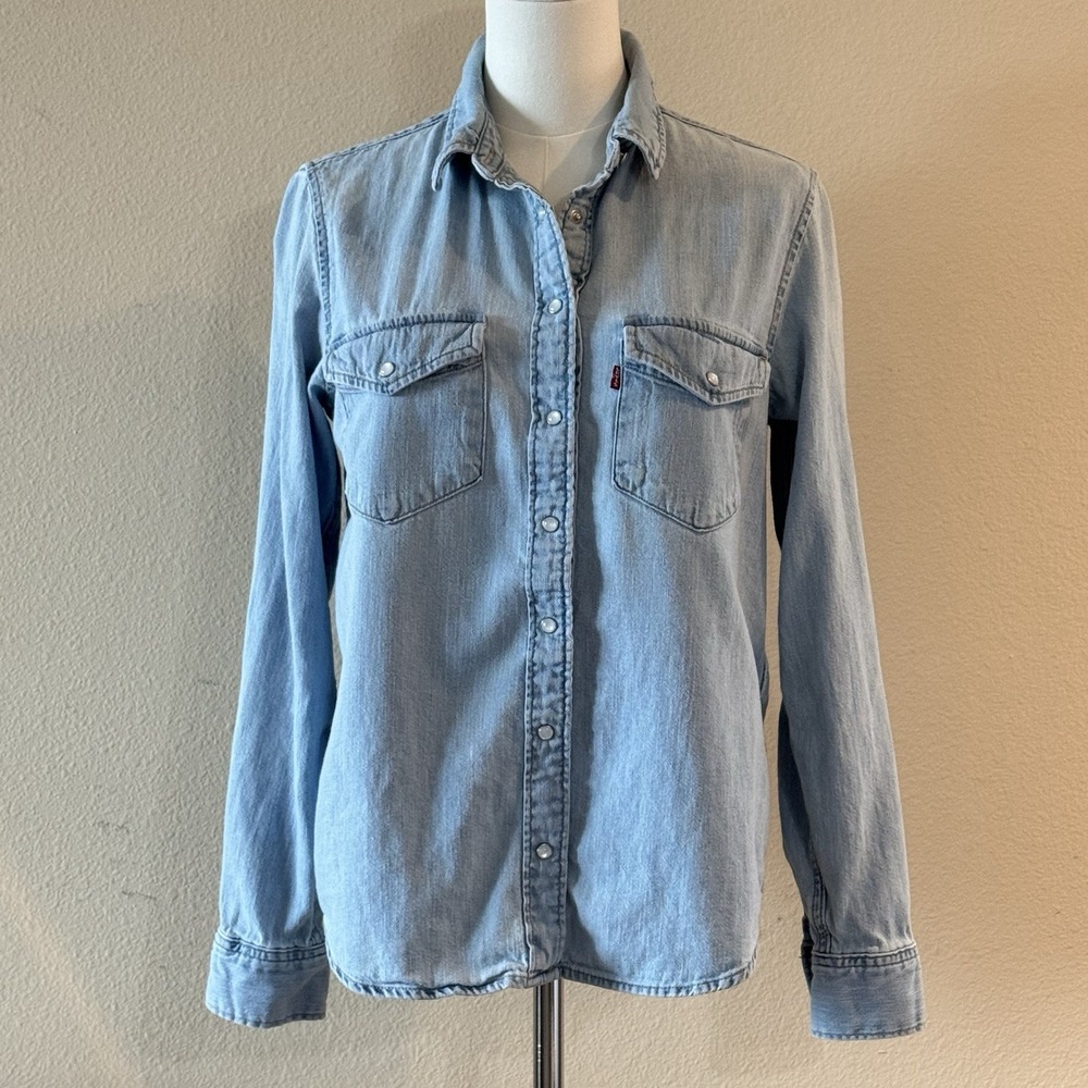 Levis Ultimate Western Denim Shirt Womens S Pearl Snap Light Wash Cowboy